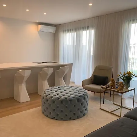 Lux - With Private Pool * Σπλιτ